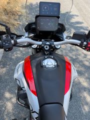 Moto Guzzi V 85 TT 2024-thumb-3