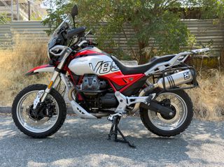 Moto Guzzi V 85 TT 2024-thumb-1