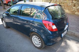Opel Corsa 2013-thumb-1