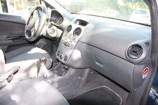 Opel Corsa 2013-thumb-5