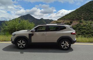 Dacia Duster 2025 ΕΛΛΗΝΙΚΗΣ ΑΝΤΙΠΡΟΣΩΠΕΙΑΣ expression-thumb-1