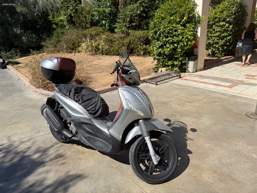 Piaggio Beverly 350 2012