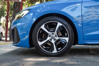 Audi A1 2019 30 TFSI 116hp S line Sportback (Navi)-thumb-5