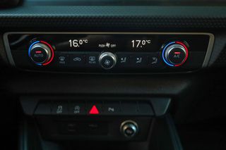 Audi A1 2019 30 TFSI 116hp S line Sportback (Navi)-thumb-32