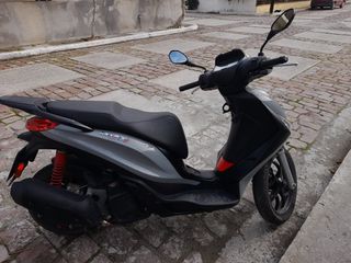 Piaggio Medley 125 2022-thumb-2