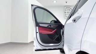 Jaguar F-Pace 2021 400e PLUG-IN AWD R-DYNAMIC SE PANORAMA/AUTOBESIKOS-thumb-17
