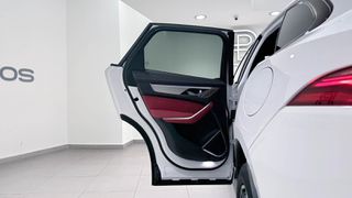 Jaguar F-Pace 2021 400e PLUG-IN AWD R-DYNAMIC SE PANORAMA/AUTOBESIKOS-thumb-28
