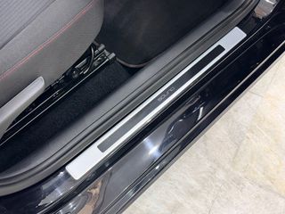 Volkswagen Up 2018 Panorama / Sound / CNG-thumb-22