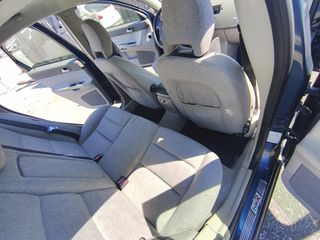 Volvo S40 2006 1.6 105 HP-thumb-19
