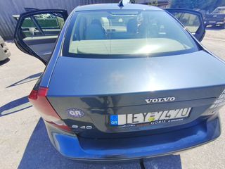 Volvo S40 2006 1.6 105 HP-thumb-23