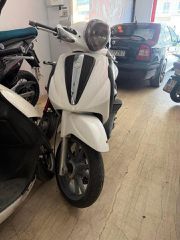 Piaggio Beverly 300 2005-thumb-2