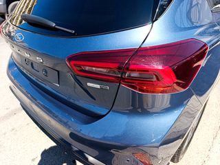 Ford Focus 2023 1.0 EcoBoost ST-Line-thumb-9
