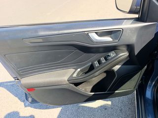 Ford Focus 2023 1.0 EcoBoost ST-Line-thumb-38