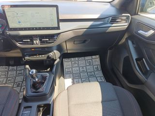 Ford Focus 2023 1.0 EcoBoost ST-Line-thumb-16
