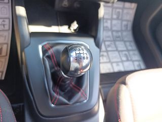 Ford Focus 2023 1.0 EcoBoost ST-Line-thumb-19