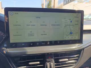 Ford Focus 2023 1.0 EcoBoost ST-Line-thumb-25