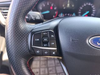 Ford Focus 2023 1.0 EcoBoost ST-Line-thumb-34