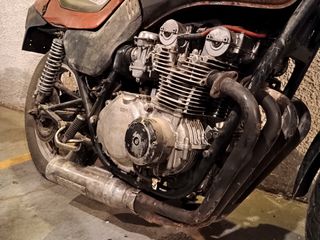 Suzuki GS 550 1981 550Ε-thumb-2