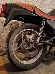 Suzuki GS 550 1981 550Ε-thumb-4