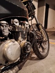 Suzuki GS 550 1981 550Ε-thumb-6