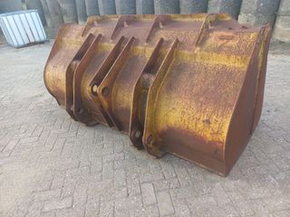 Φορτωτής Με Λάστιχα Hyundai 2005 HL740-7-thumb-11