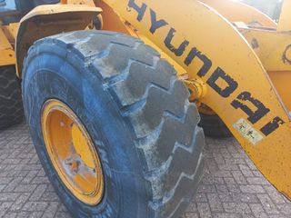 Φορτωτής Με Λάστιχα Hyundai 2005 HL740-7-thumb-15