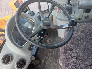Φορτωτής Με Λάστιχα Hyundai 2005 HL740-7-thumb-19