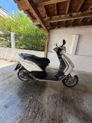 Piaggio FLY 150 4T 2008 FLY 150 4T-thumb-1