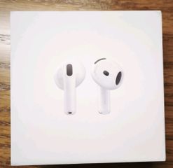 AirPods 4 καινούρια