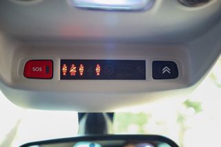 Citroen C4 2017 1.2 e-THP 110hp Millenium (Navi)-thumb-31