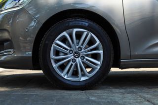 Citroen C4 2017 1.2 e-THP 110hp Millenium (Navi)-thumb-5