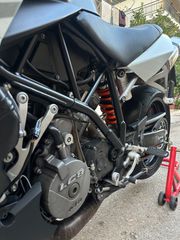 KTM 2010 Super Duke 990-thumb-5