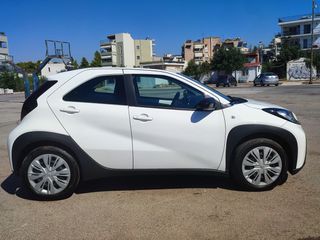 Toyota Aygo (X) 2022 'X-PLAY,-ΟΘΟΝΗ-ΚΑΜΕΡΑ-O ΤΕΛΗ-BOOK SERVICE-thumb-10