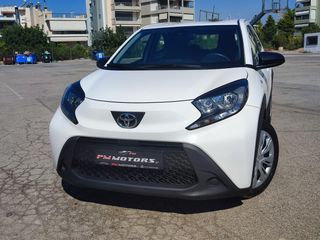 Toyota Aygo (X) 2022 'X-PLAY,-ΟΘΟΝΗ-ΚΑΜΕΡΑ-O ΤΕΛΗ-BOOK SERVICE-thumb-2
