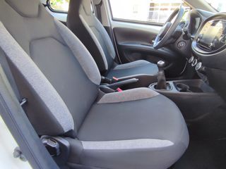 Toyota Aygo (X) 2022 'X-PLAY,-ΟΘΟΝΗ-ΚΑΜΕΡΑ-O ΤΕΛΗ-BOOK SERVICE-thumb-32