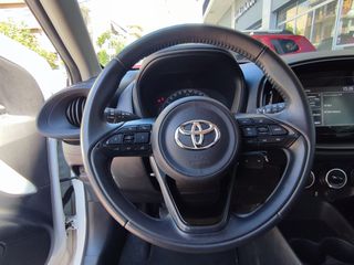 Toyota Aygo (X) 2022 'X-PLAY,-ΟΘΟΝΗ-ΚΑΜΕΡΑ-O ΤΕΛΗ-BOOK SERVICE-thumb-28