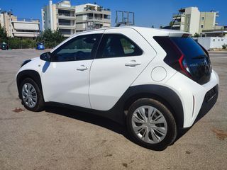 Toyota Aygo (X) 2022 'X-PLAY,-ΟΘΟΝΗ-ΚΑΜΕΡΑ-O ΤΕΛΗ-BOOK SERVICE-thumb-20