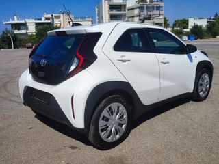 Toyota Aygo (X) 2022 'X-PLAY,-ΟΘΟΝΗ-ΚΑΜΕΡΑ-O ΤΕΛΗ-BOOK SERVICE-thumb-13