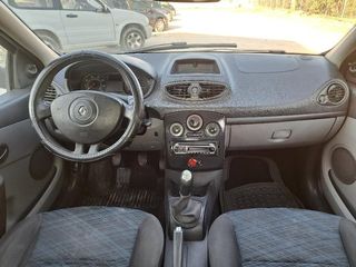 Renault Clio 2007 1.4 16V-thumb-13