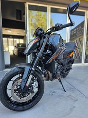 KTM 890 Duke 2022 AKRAPOVIC-thumb-18