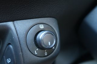 Volkswagen Polo 2016-thumb-18