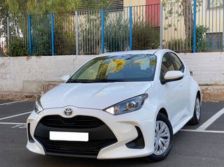 Toyota Yaris 2022 Auto 1.5 Hybrid Business 116HP Ελληνικό Άψογο από Σερβις !