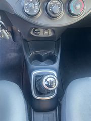 Toyota Yaris 2015 DIESEL-thumb-8
