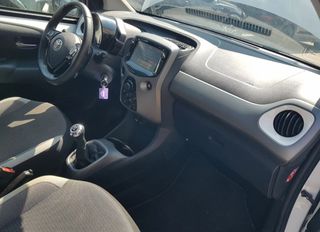 Toyota Aygo (X) 2021 VVT-i X-PLAY  999cc 72HP CRUISE CONTROL KAMERA-thumb-4
