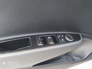 Hyundai i 10 2017 1.0 FIFA WM Edition 110.000ΧΛΜ EURO 6-thumb-37