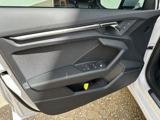 Audi A3 2024 35 TFSI-thumb-17
