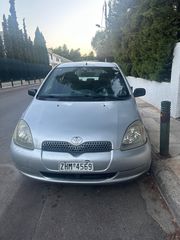 Toyota Yaris 2001