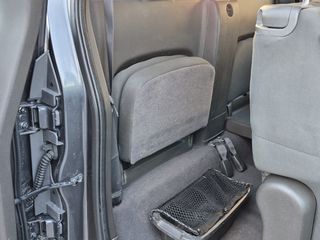Nissan Navara 2012-thumb-25