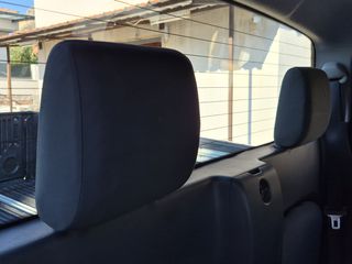 Nissan Navara 2012-thumb-26