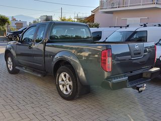 Nissan Navara 2012-thumb-7